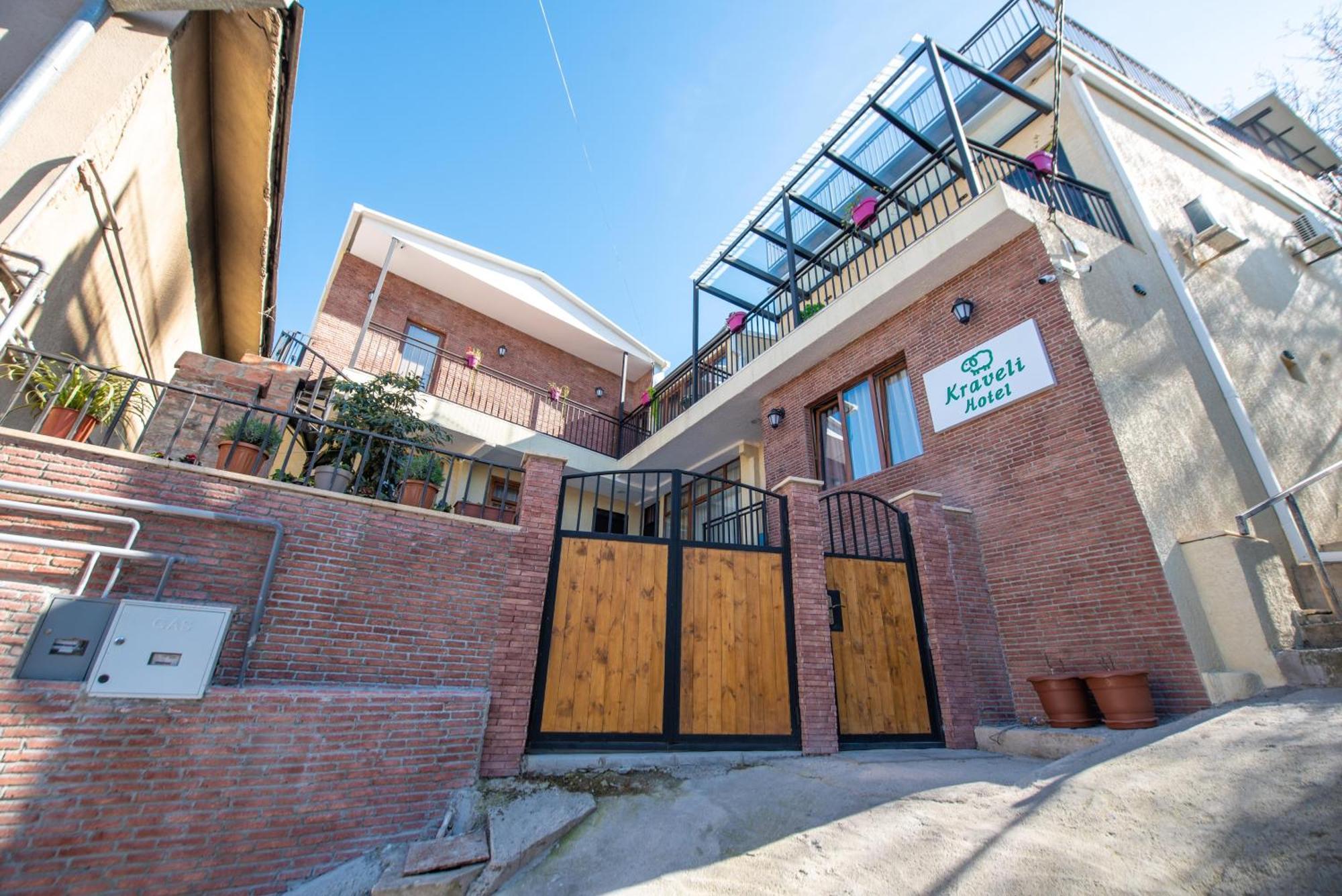 Kraveli Hotel Tbilisi Exterior foto